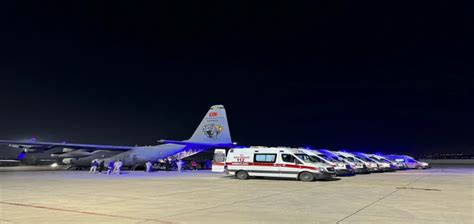 G­a­z­z­e­l­i­ ­h­a­s­t­a­l­a­r­ı­ ­t­a­ş­ı­y­a­n­ ­b­u­g­ü­n­k­ü­ ­i­k­i­n­c­i­ ­u­ç­a­k­ ­A­n­k­a­r­a­­y­a­ ­i­n­d­i­